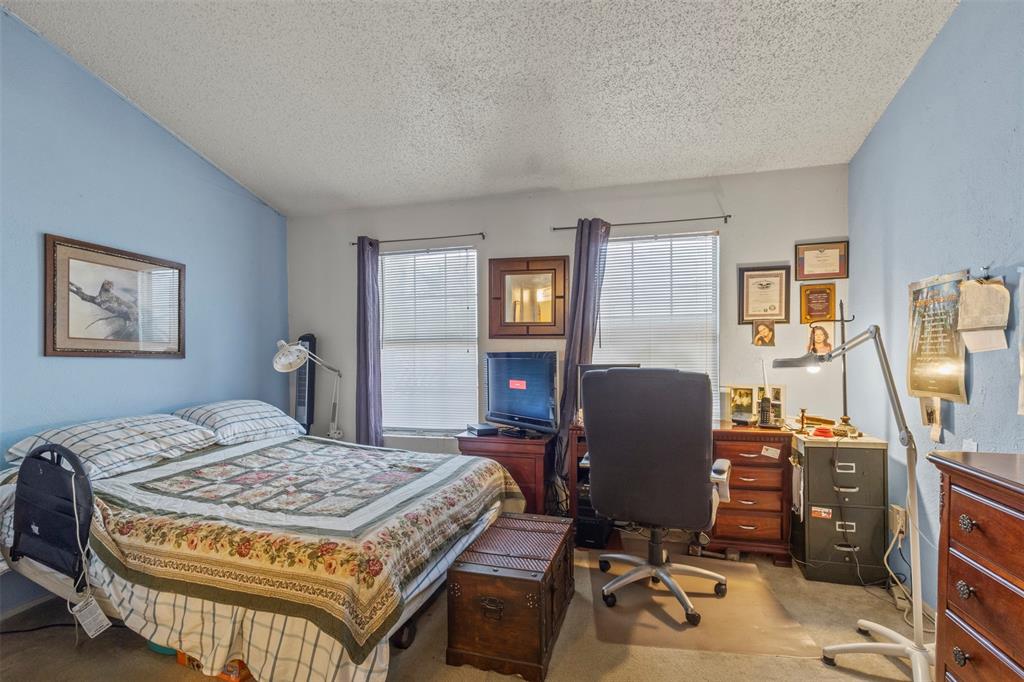 Carriagehouse Village-Victoria Place - Residential