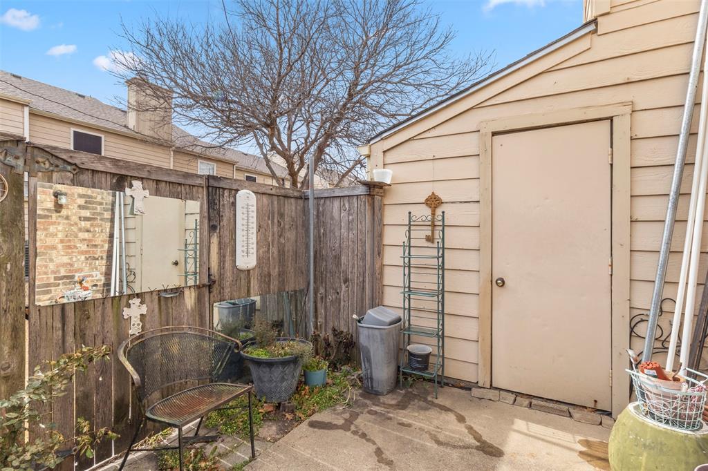 Carriagehouse Village-Victoria Place - Residential