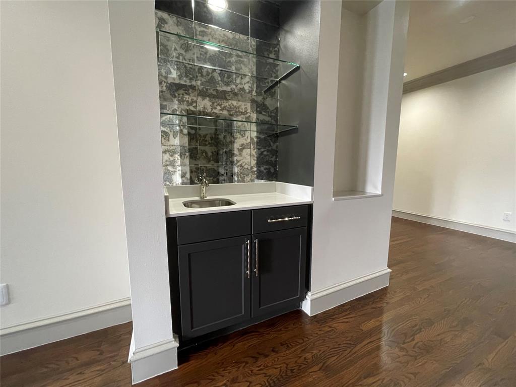 Turtle Creek - Residential Lease