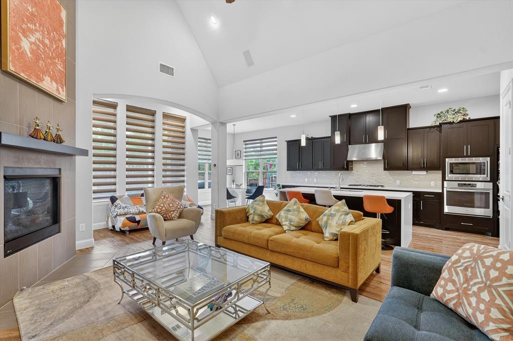 7359 Clementine Drive