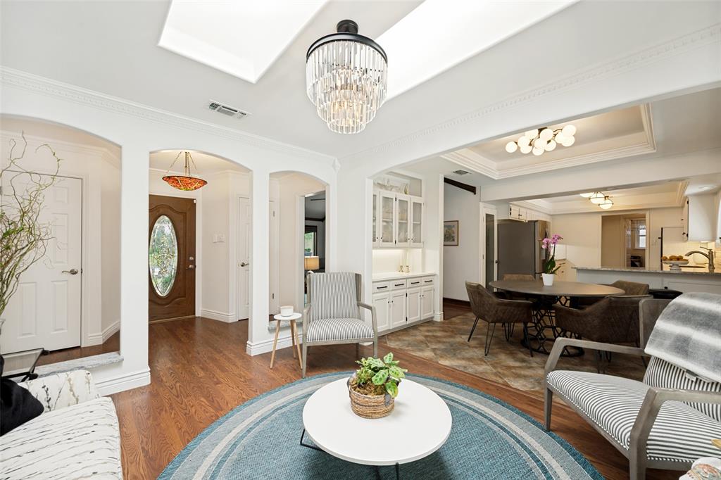 2253 Farrington Lane