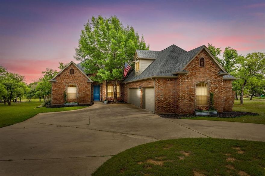 Welcome to Sugartree on the Brazos! Perfectly positioned on a premier golf course lot with scenic water views, this custom built 4 bed, 3 bath home offers the ideal blend of comfort, space and location. Situated outside of the gates you'll enjoy added freedom with no HOA and no monthly sewer bills. From the moment you step inside you're greeted with an open inviting layout and stunning views of the backyard and course. The kitchen has been thoughtfully updated with countertops, backsplash, and new appliances. Additional upgrades include 2 new water heaters and refreshed rock landscaping. Located in the highly sought after Brock ISD, this community is one of the favorites for good reason! First time home buyer, retiring, or looking for a peaceful place to enjoy golf course living, this home checks all the boxes! Schedule your showing today!