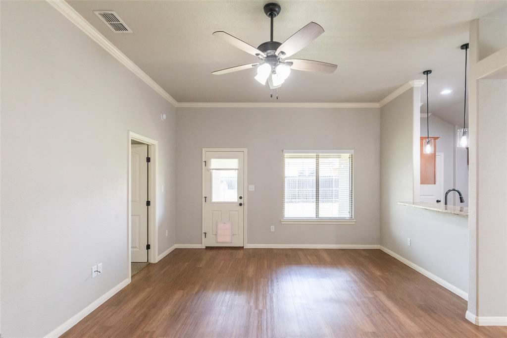 7025 Jennings Drive - Photo 4