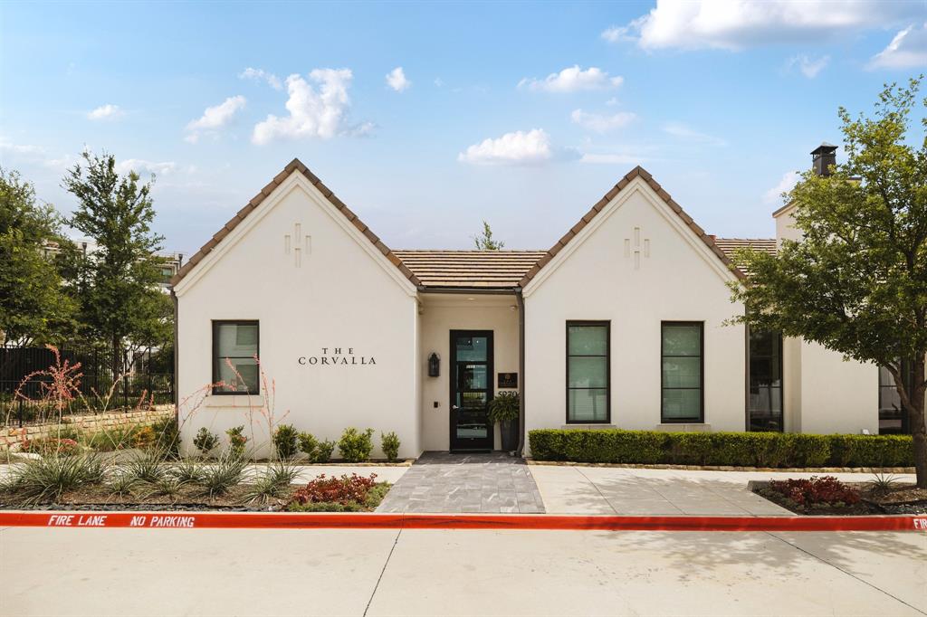 5270 Town And Country Boulevard 112