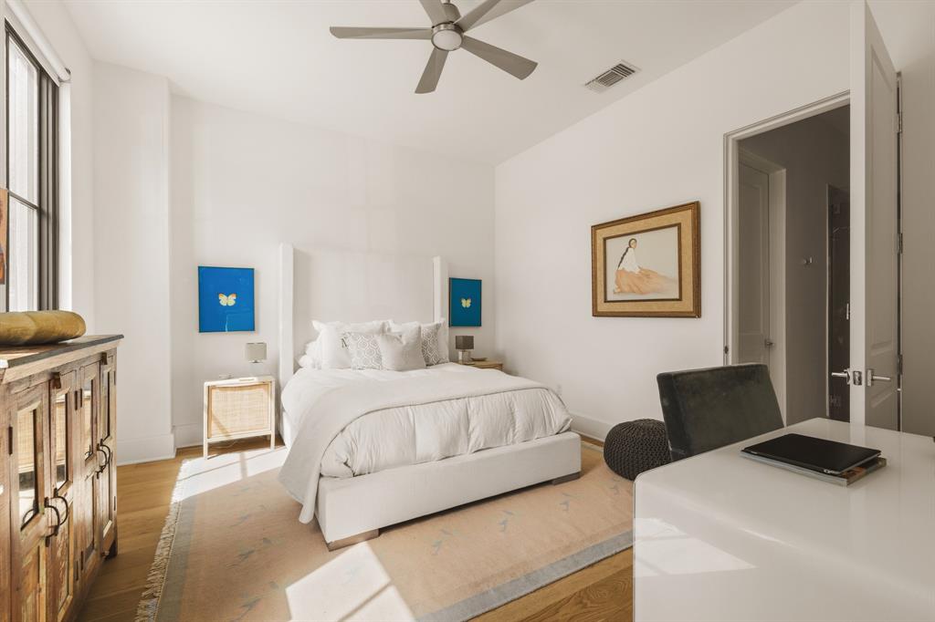 5270 Town And Country Boulevard 112