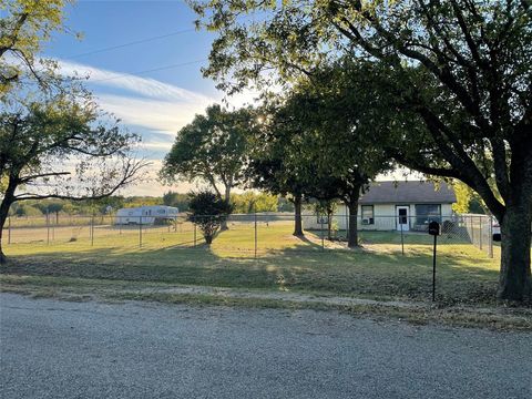 Photo of 1441 McFarlin Road, Collinsville, TX 76233 (MLS # 21118781)