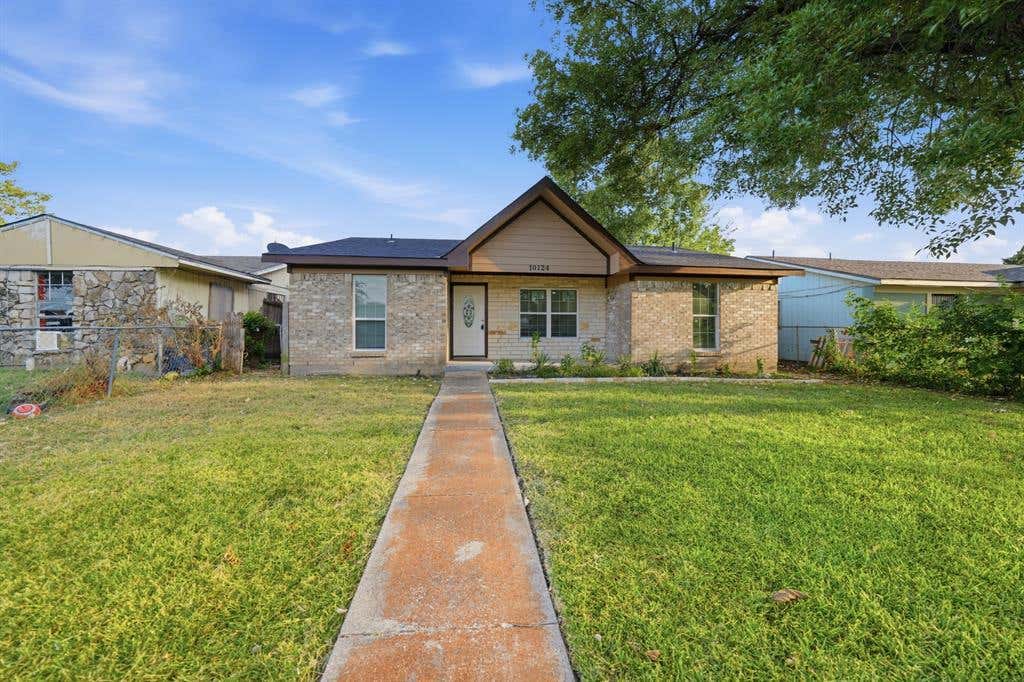 Photo of 10124 Shayna Drive, Dallas, TX 75217 (MLS # 21350332)
