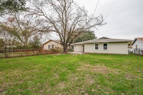 A home in Cleburne