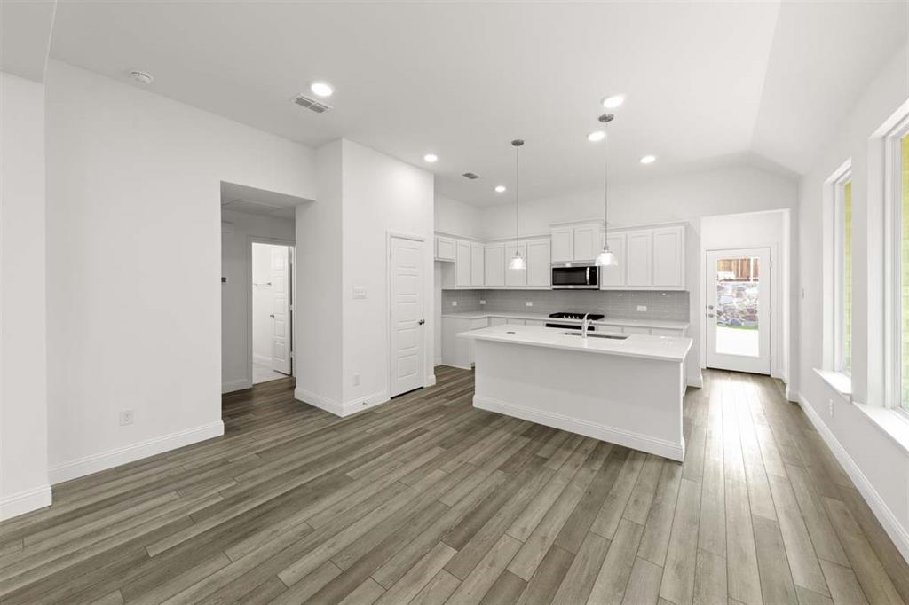 1608 Meadow Crest Drive