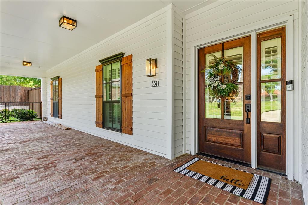 3511 Woodcrest Court