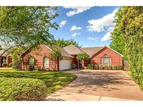 231 E VINE Street Keller TX 76248