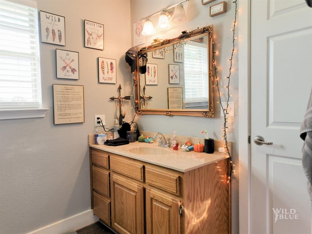 M V Brewer 719 - Residential