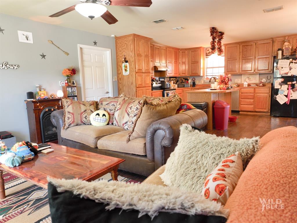 M V Brewer 719 - Residential