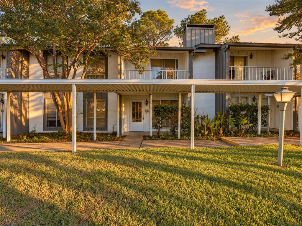 404 Hollyhill Lane 404