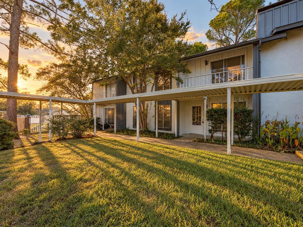 404 Hollyhill Lane 404