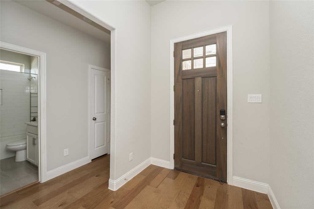 2614 Dakota Circle