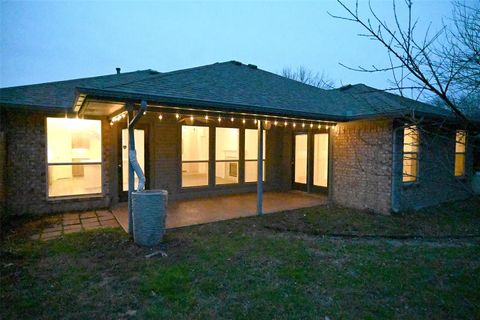 A home in Waxahachie