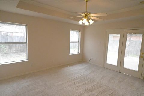 A home in Waxahachie