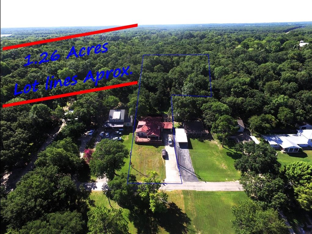 10853 Lakeside Drive