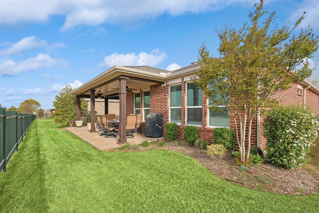 Frisco Lakes By Del Webb Villa - Residential