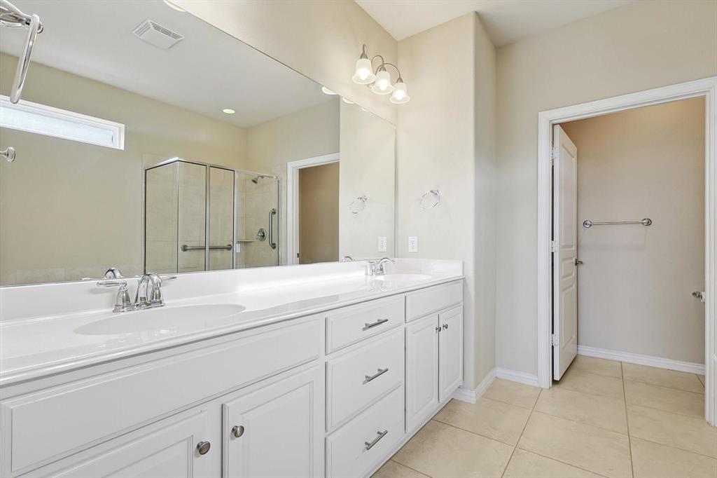 Frisco Lakes By Del Webb Villa - Residential