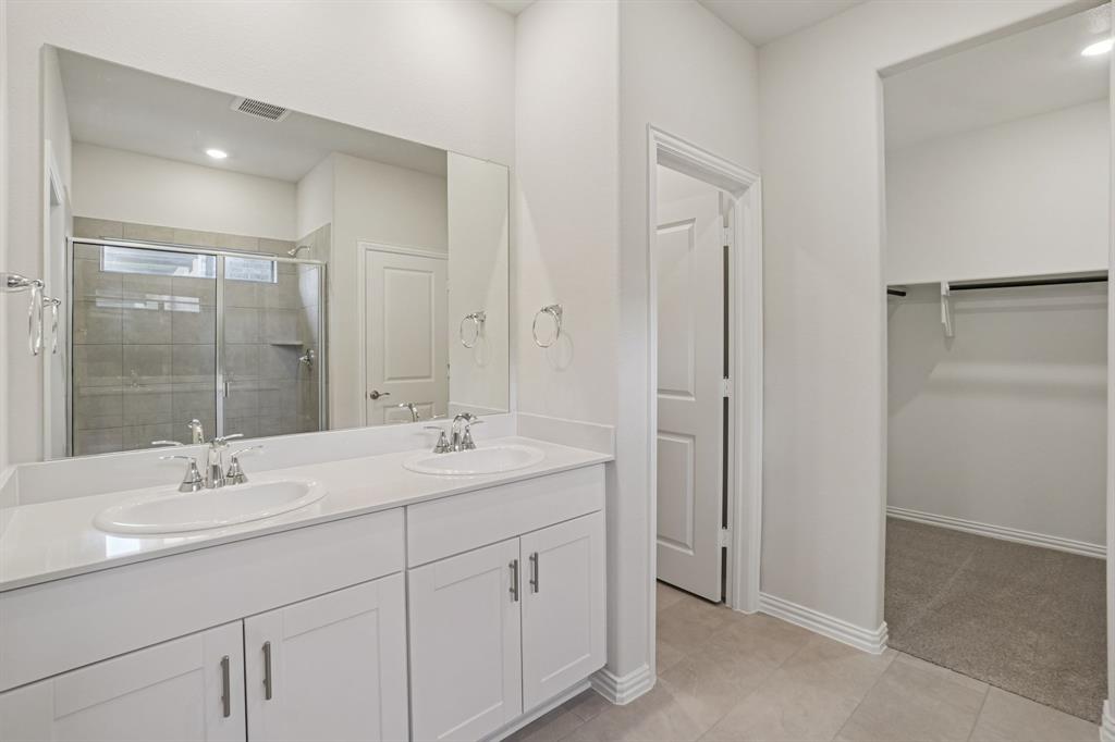 Lakehaven - Residential