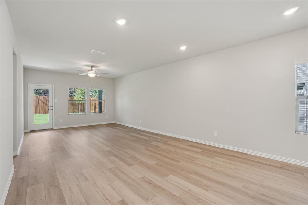 Lakehaven - Residential