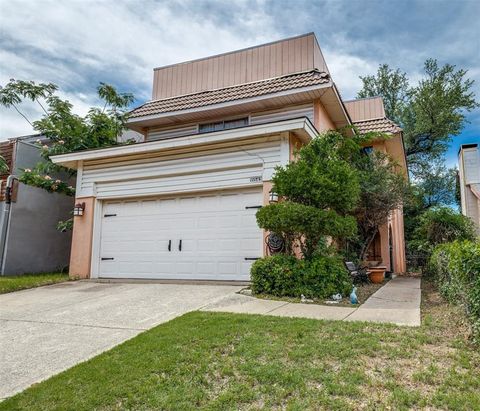 2043 Fleur De Lis Court Arlington TX 76012