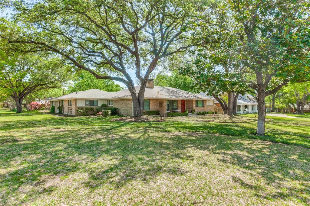 13852 Sprucewood Drive