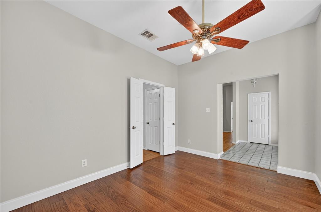 Flower Hill 03 - Residential