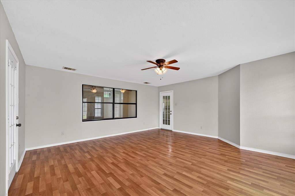 Flower Hill 03 - Residential