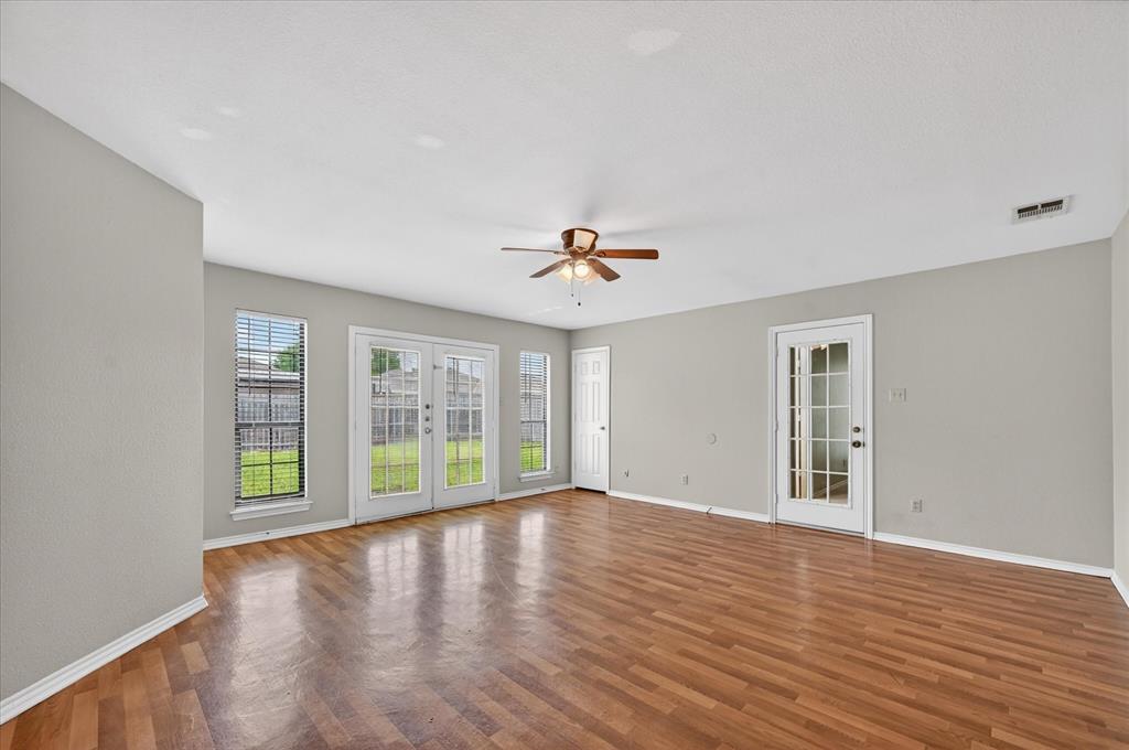 Flower Hill 03 - Residential