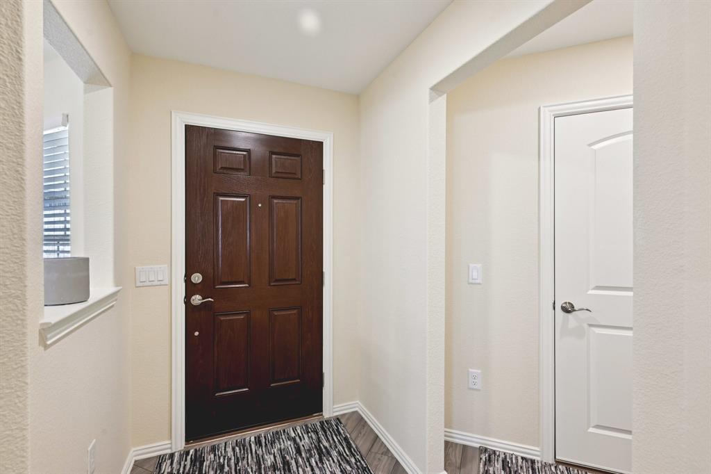 9229 Riverlight Road