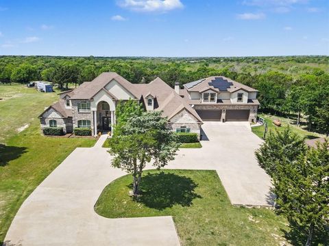 505 S Bluegrove Road Lancaster TX 75146