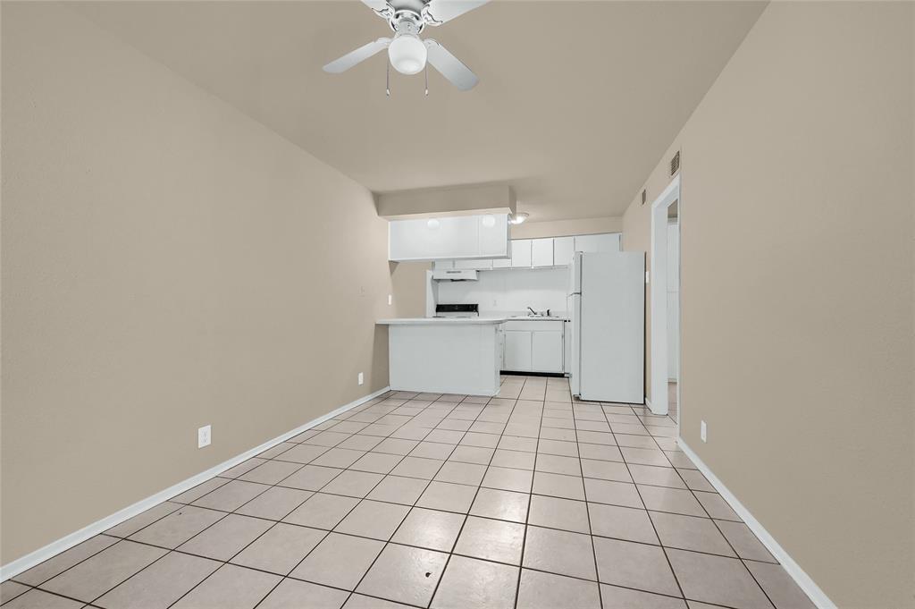 817 S Elm Street 2