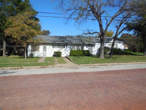 A home in Eastland