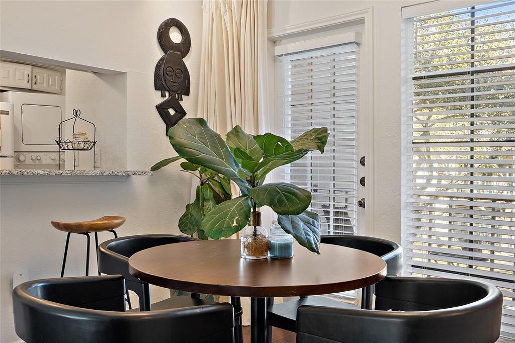 3105 San Jacinto Street 208