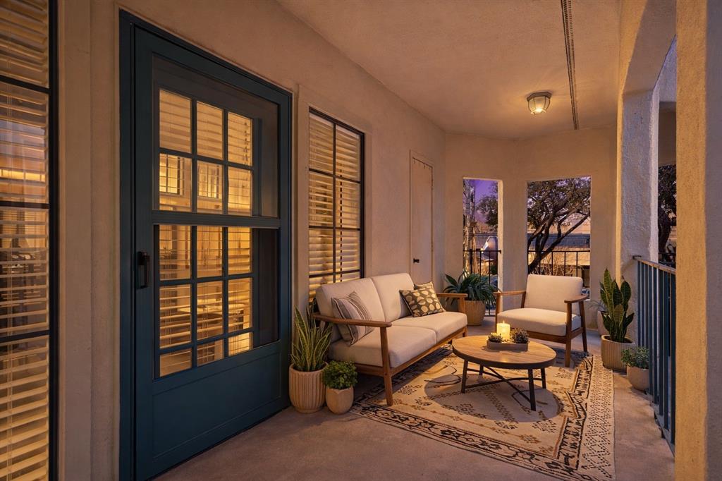 Bryan Place Condo - Residential