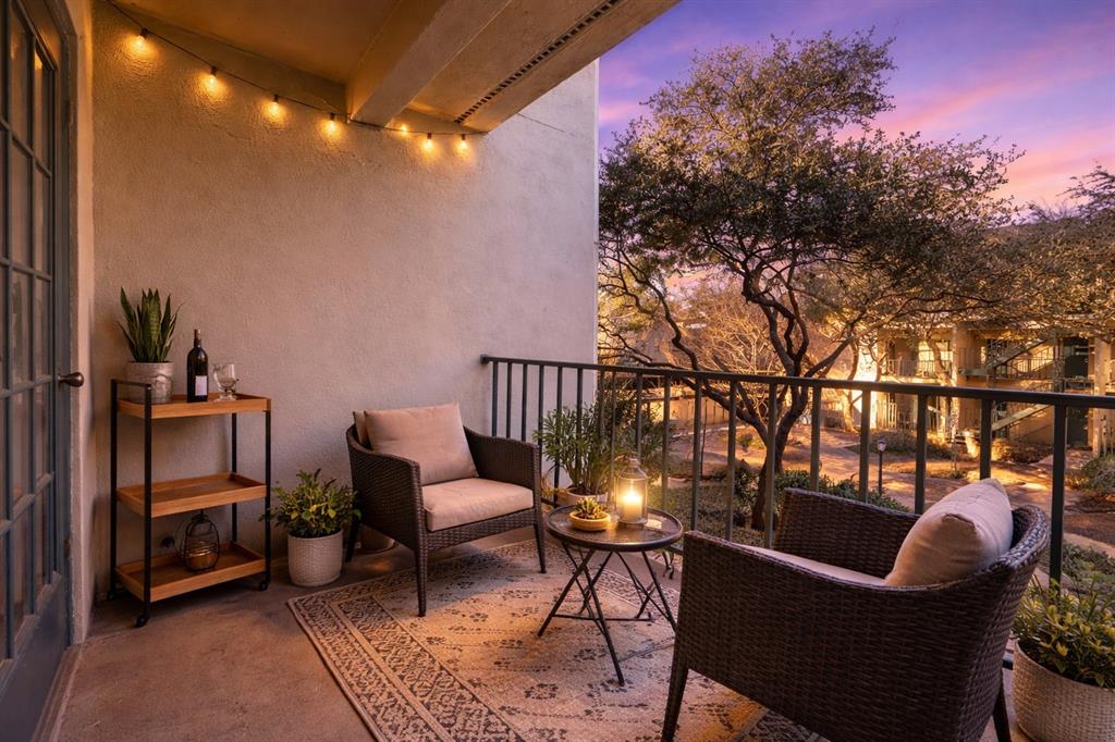 Bryan Place Condo - Residential