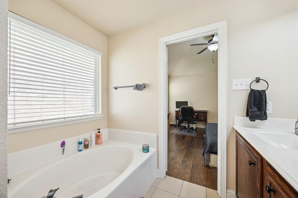 Verandah Ph I C - Residential