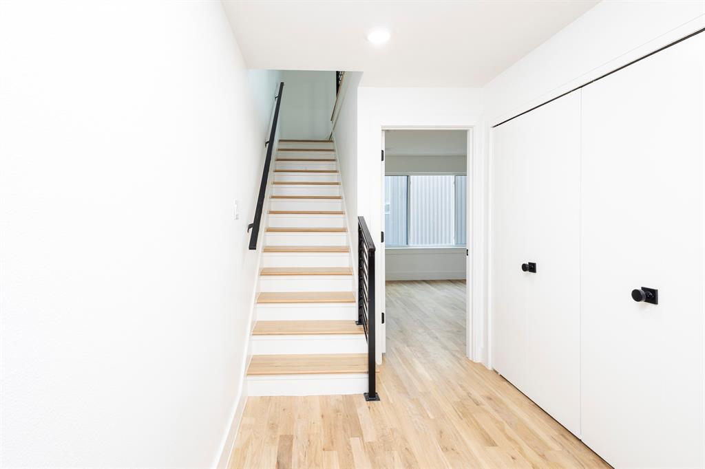 Holmes - Residential Lease