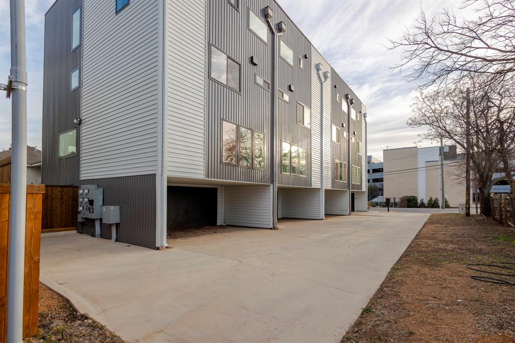 Holmes - Residential Lease