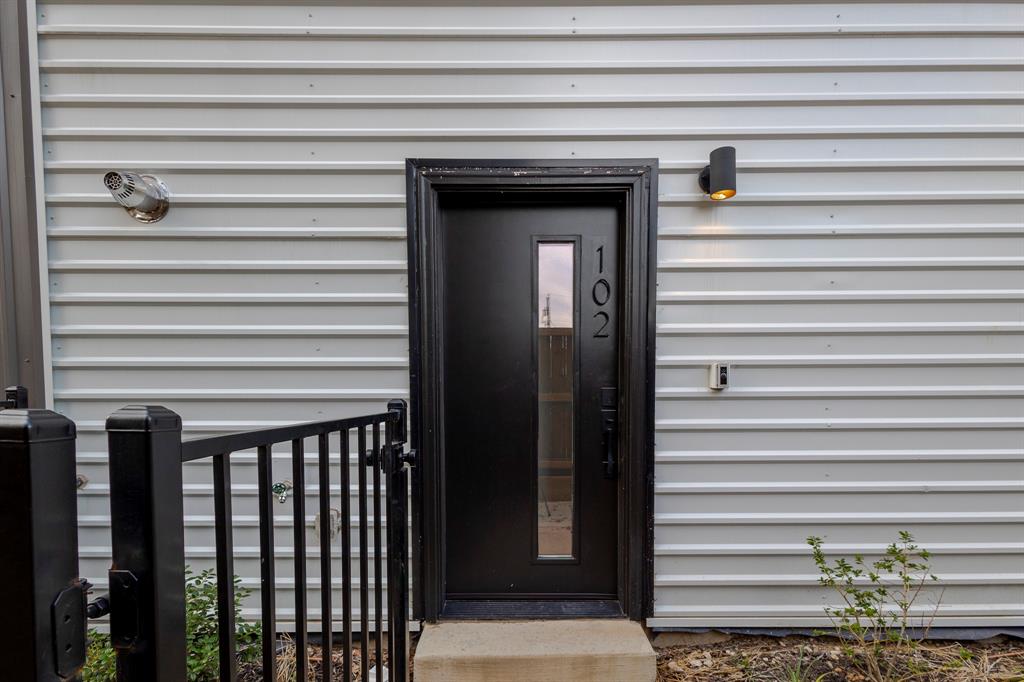 Holmes - Residential Lease