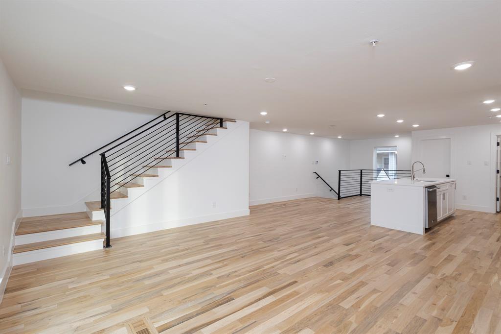 Holmes - Residential Lease