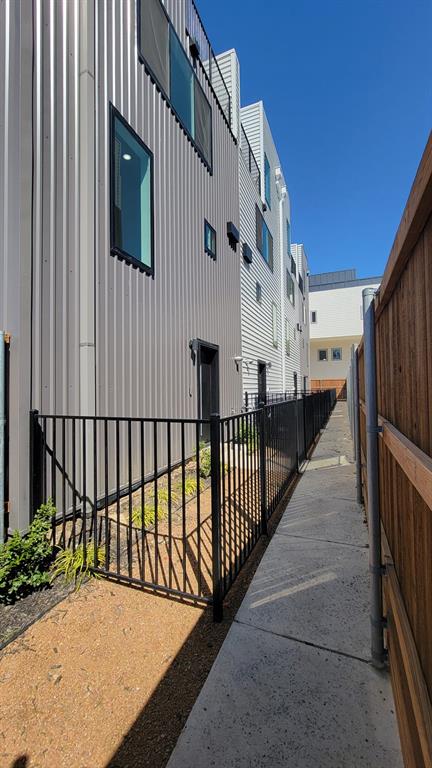 Holmes - Residential Lease