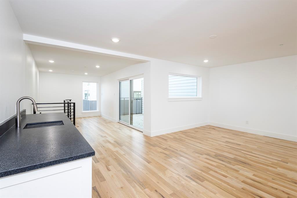 Holmes - Residential Lease