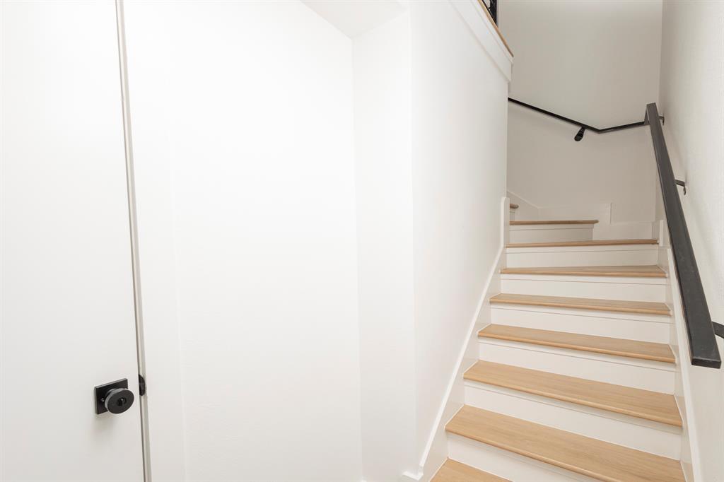 Holmes - Residential Lease