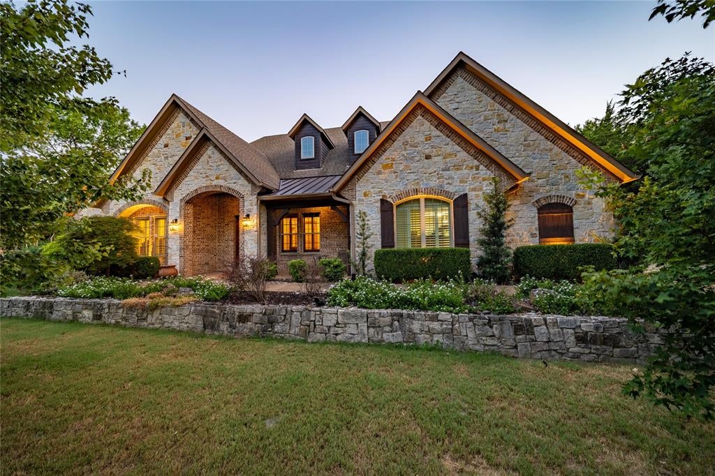 5410 Valley Oak Court