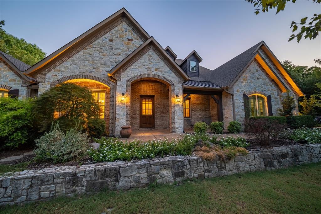 5410 Valley Oak Court