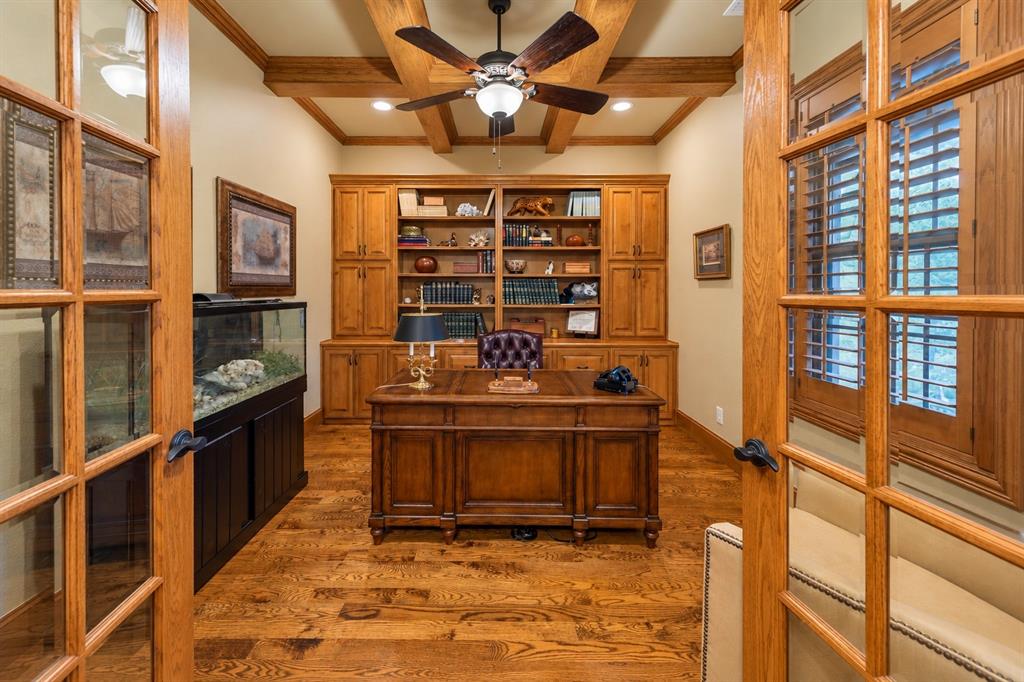 5410 Valley Oak Court